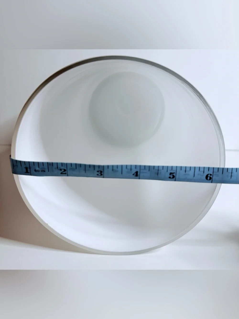 White Gloss Ceramic Floor Vase - Brand Unspecified